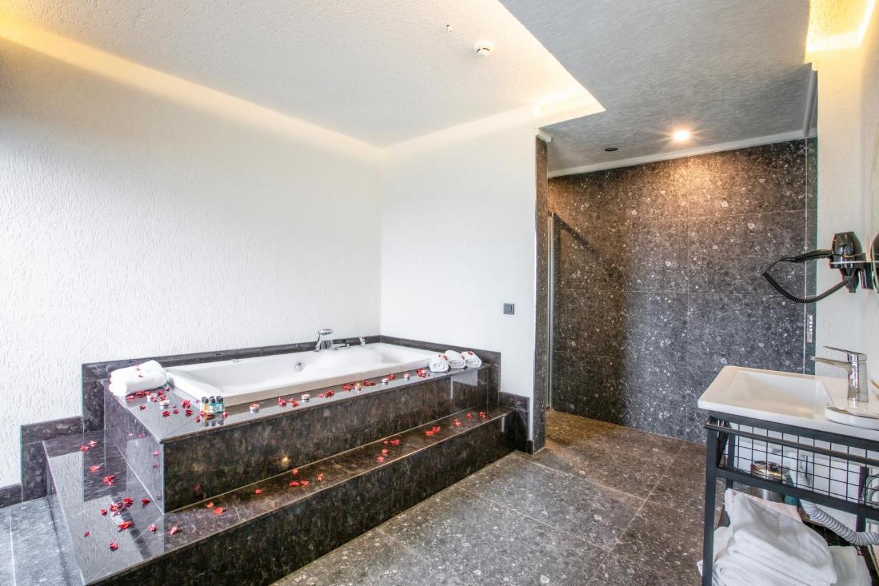 Nehir Otel بيلتلي المظهر الخارجي الصورة