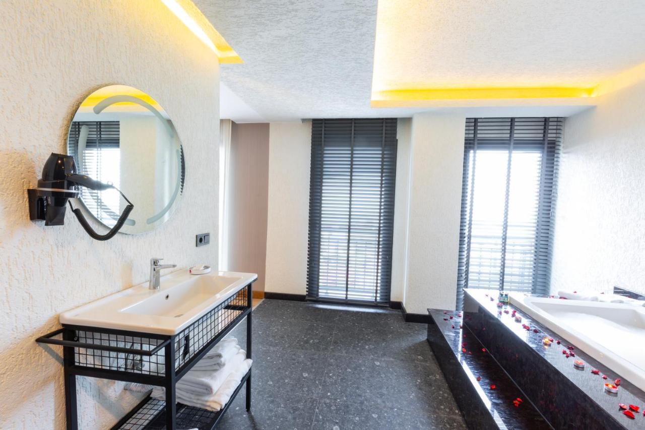 Nehir Otel بيلتلي المظهر الخارجي الصورة